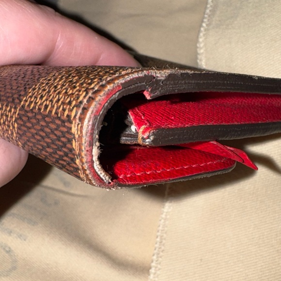 ♥️ Authentic Louis Vuitton Damier Ebene Emilie Wallet Red - Picture 16 of 16
